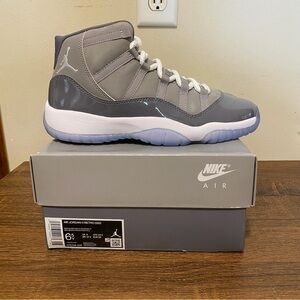 Nike Air Jordan 11 Retro Cool Grey 2021 Gradeschool GS Size 6.5Y 378038-005 NEW